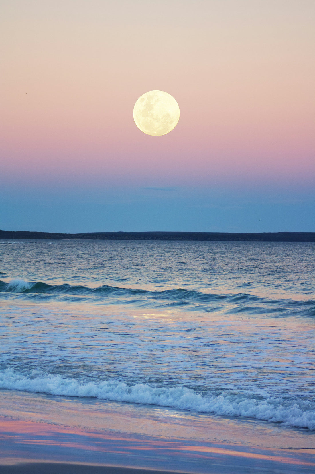 Hello Moon Slow Flow